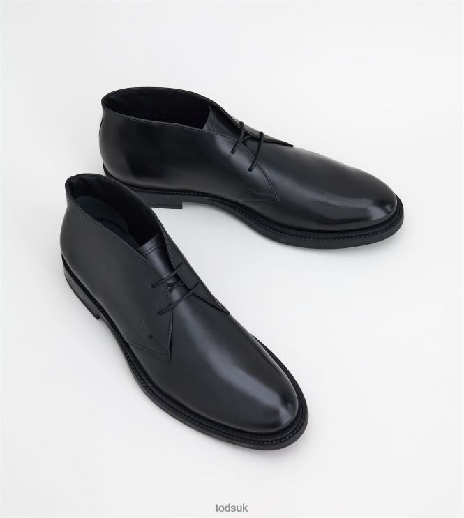 Tod's Men Desert Boots in Leather 602L84790 Black