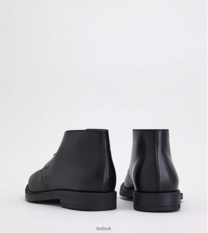 Tod's Men Desert Boots in Leather 602L84790 Black