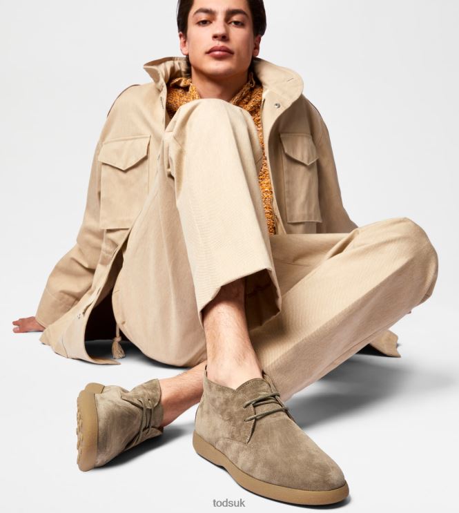 Tod's Men Desert Boots in Suede 602L84781 Beige