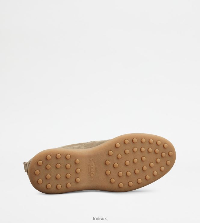 Tod's Men Desert Boots in Suede 602L84781 Beige