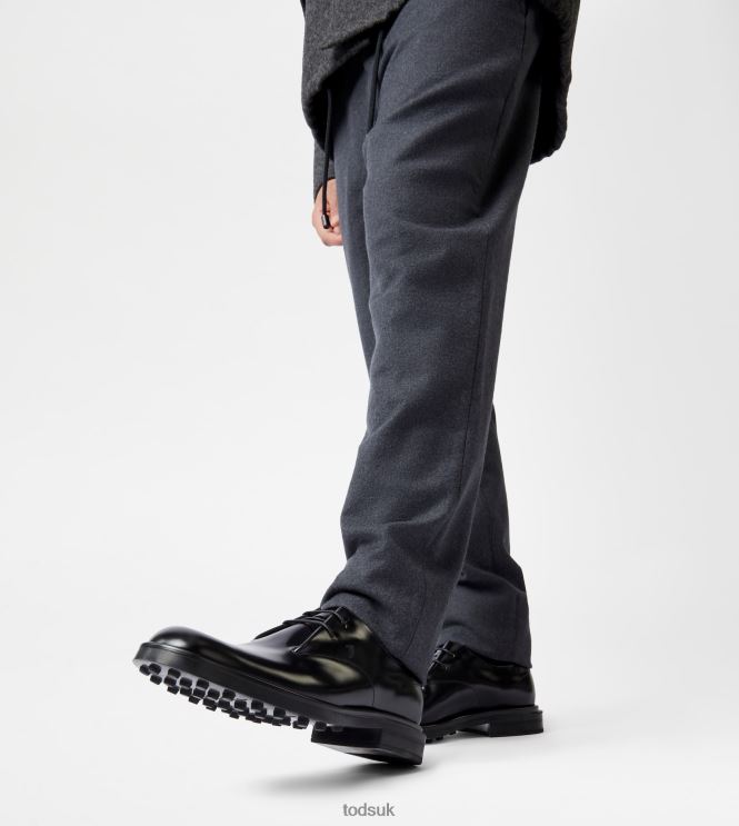 Tod's Men Lace-ups in Leather 602L84818 Black