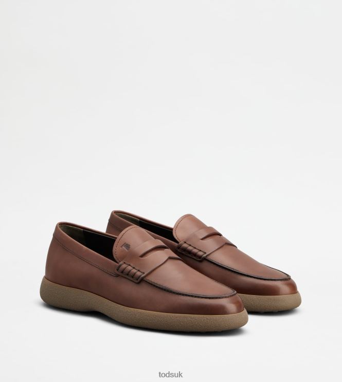 Tod's Men Loafers in Leather 602L84652 Brown