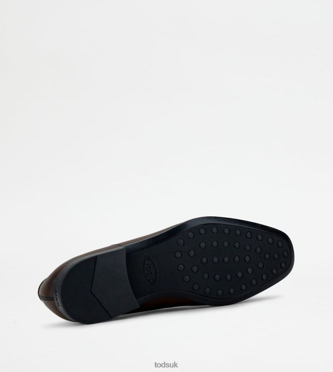 Tod's Men Loafers in Leather 602L84666 Brown