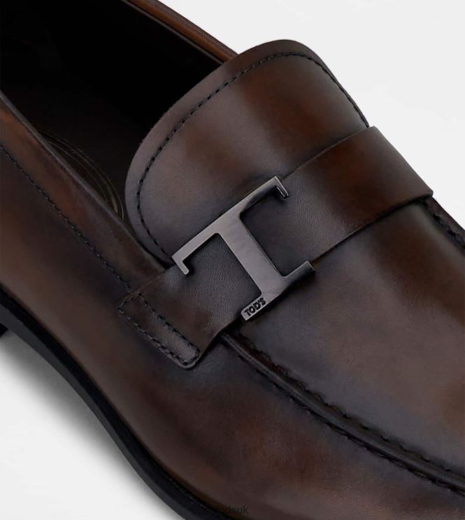 Tod's Men Loafers in Leather 602L84666 Brown