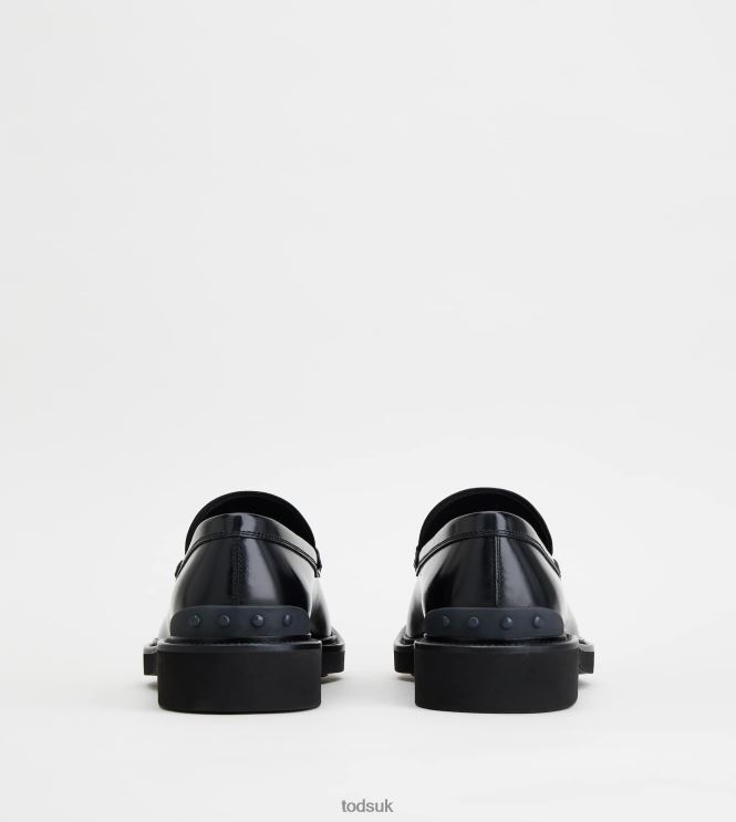 Tod's Men Loafers in Leather 602L84671 Black