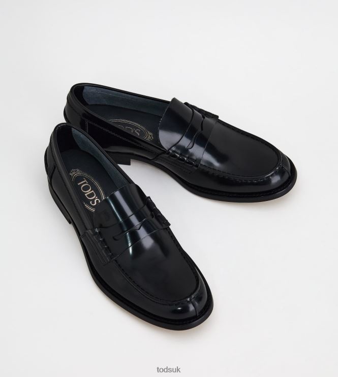 Tod's Men Loafers in Leather 602L84688 Black