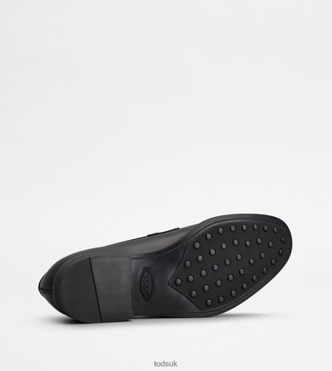 Tod's Men Loafers in Leather 602L84697 Black
