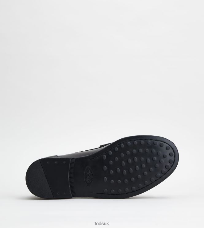 Tod's Men Loafers in Leather 602L84702 Black