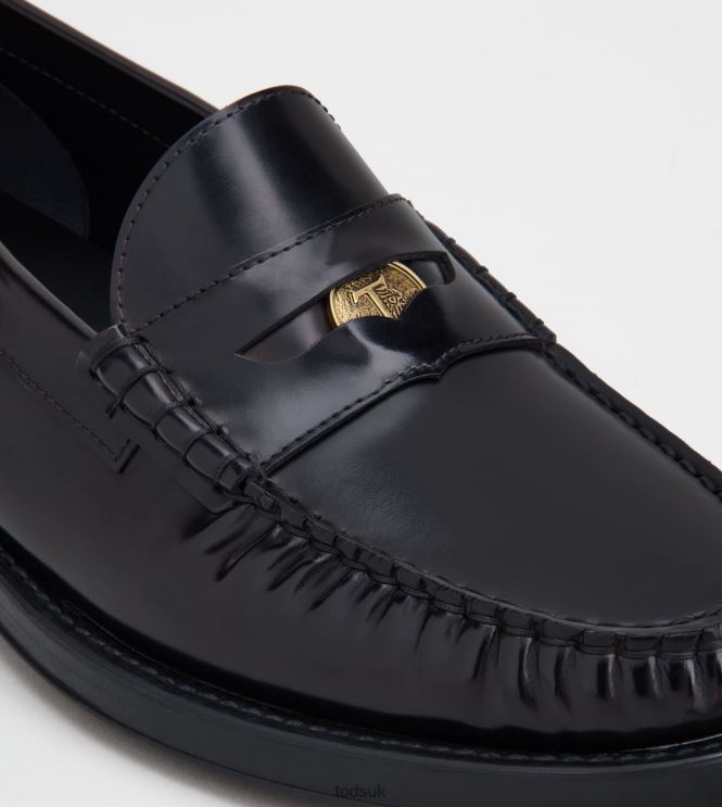 Tod's Men Loafers in Leather 602L84702 Black