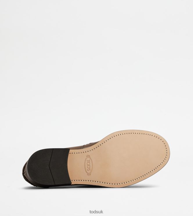 Tod's Men Loafers in Leather 602L84706 Brown
