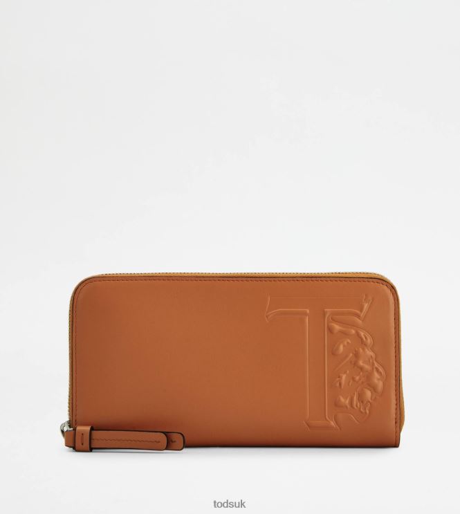 Tod's Women Wallet in Leather 602L84487 Brown
