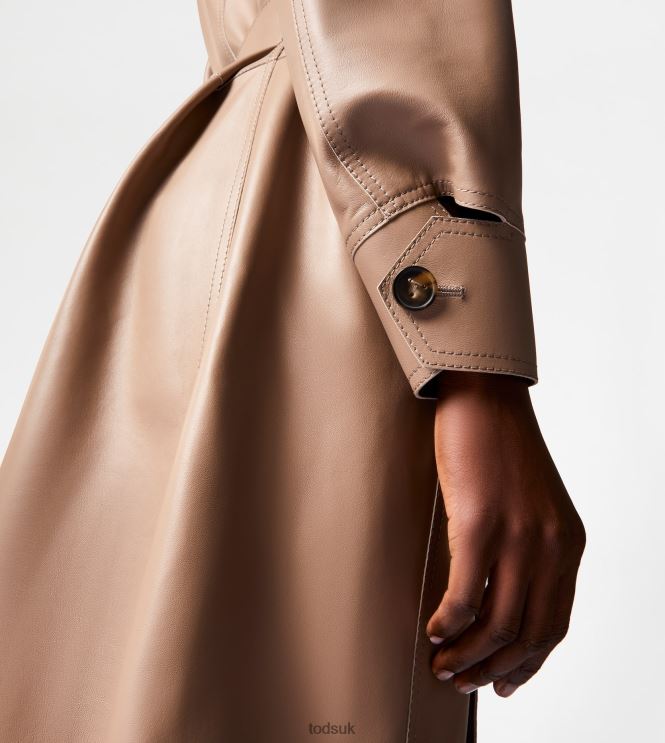 Tod's Women Trench Coat in Leather 602L84595 Beige