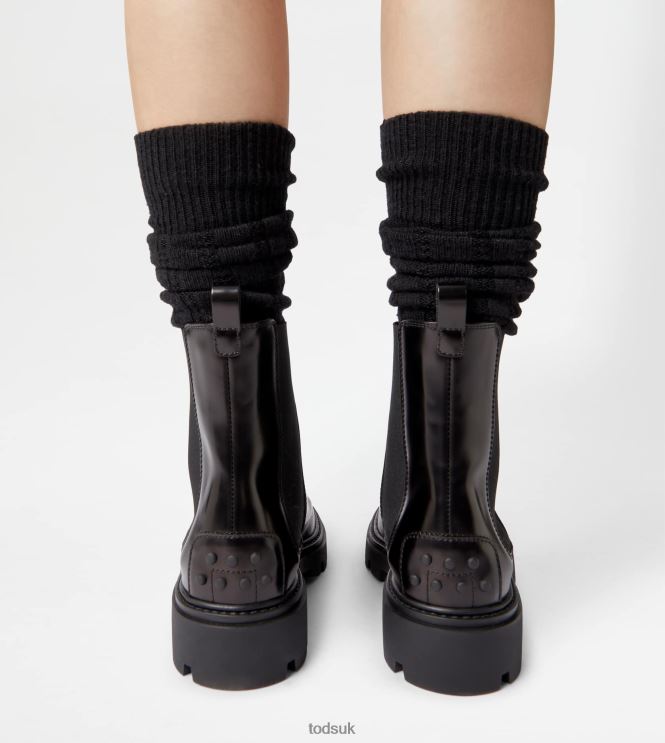 Tod's Women Chelsea Boots in Leather 602L84162 Black