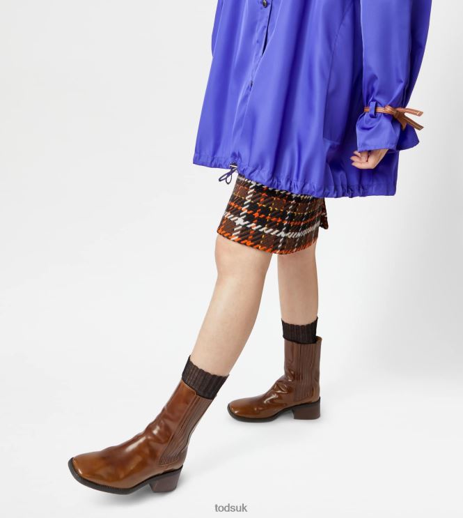 Tod's Women Chelsea Boots in Leather 602L84164 Brown