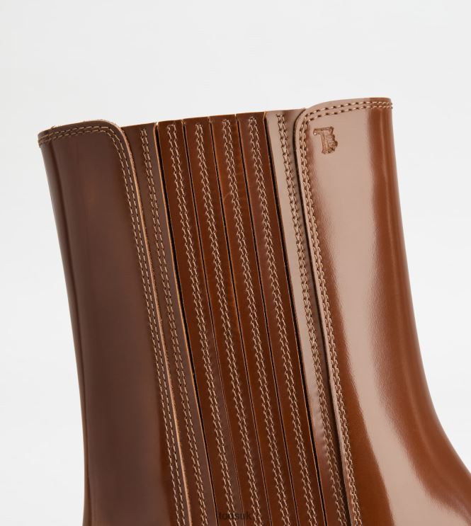 Tod's Women Chelsea Boots in Leather 602L84164 Brown