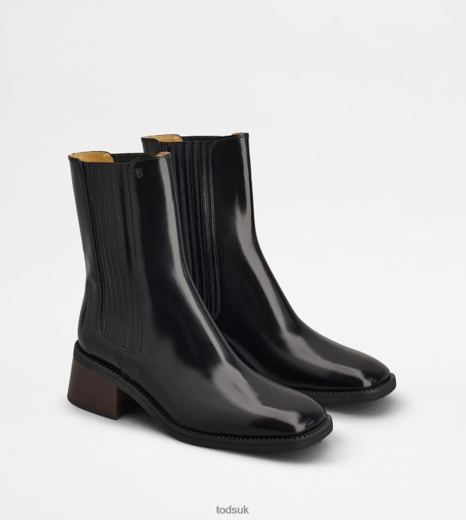 Tod's Women Chelsea Boots in Leather 602L84165 Black