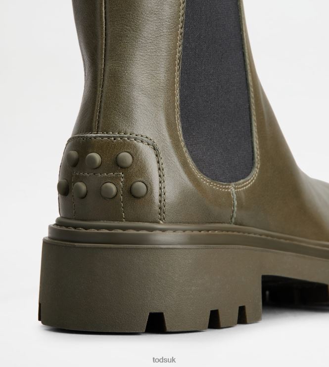 Tod's Women Chelsea Boots in Leather 602L84179 Green