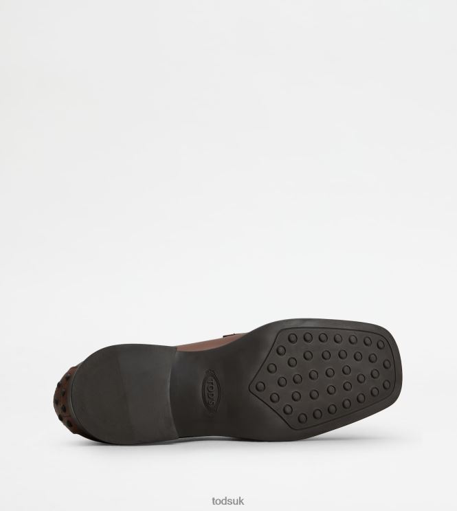Tod's Women Kate Loafers in Leather 602L8443 Brown