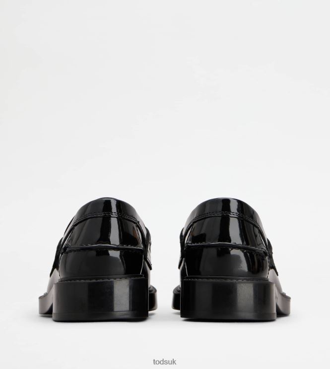 Tod's Women Loafers in Leather 602L8420 Black