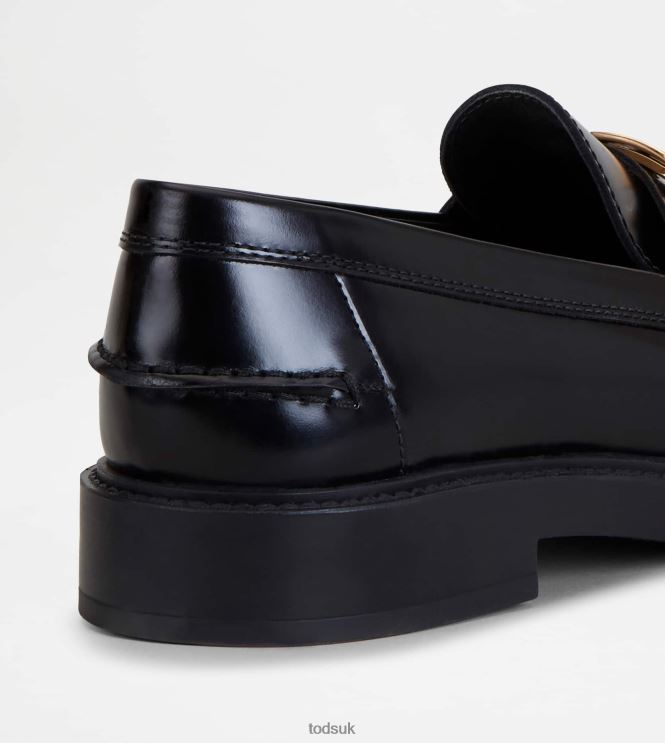 Tod's Women Loafers in Leather 602L8425 Black