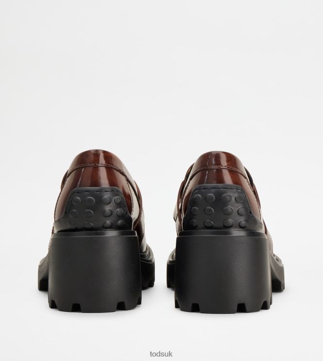 Tod's Women Loafers in Leather 602L8449 Brown