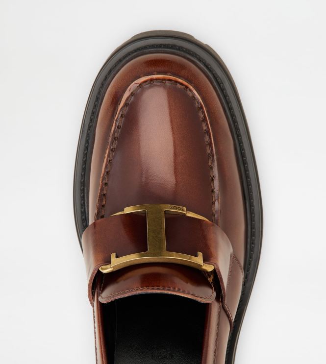 Tod's Women Loafers in Leather 602L8449 Brown