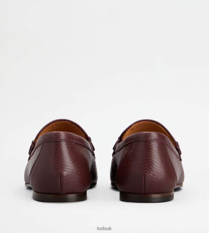 Tod's Women Loafers in Leather 602L8450 Burgundy