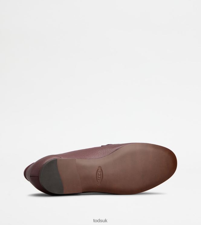Tod's Women Loafers in Leather 602L8450 Burgundy
