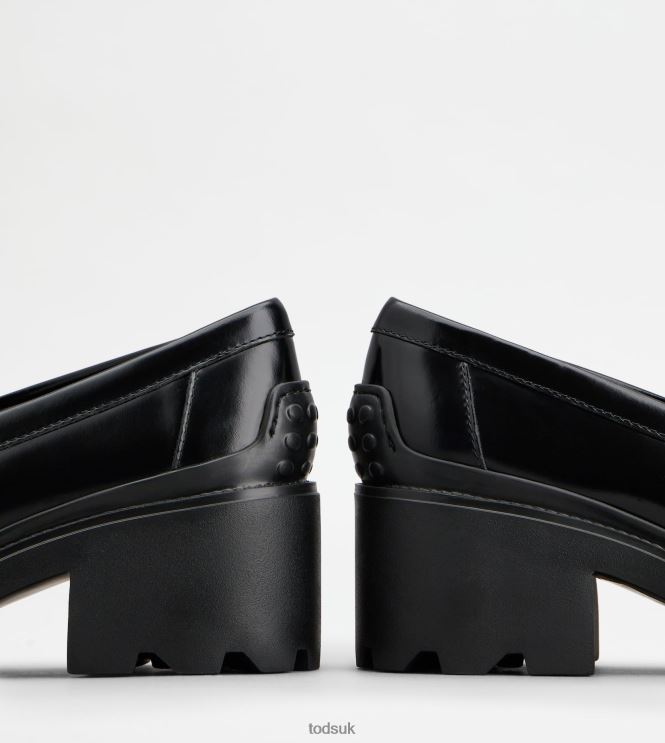 Tod's Women Loafers in Leather 602L848 Black